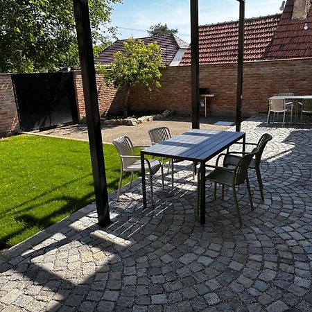 Ferienwohnung Kopr Přítluky Exterior foto